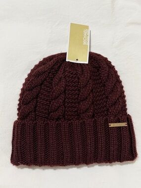 Michael Kors Cable Knit Beanie - Wine